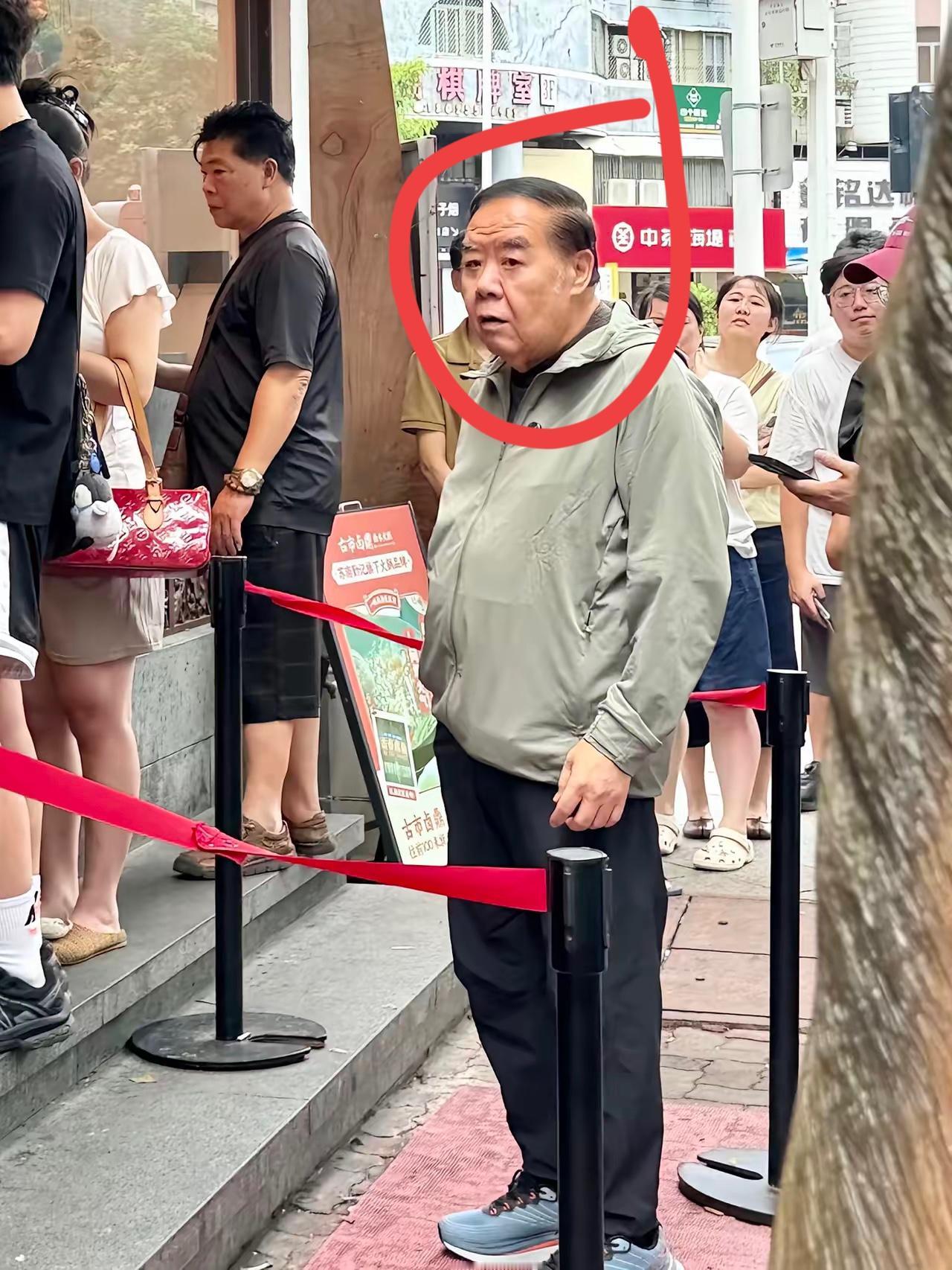 曾经的男神如今也老了
