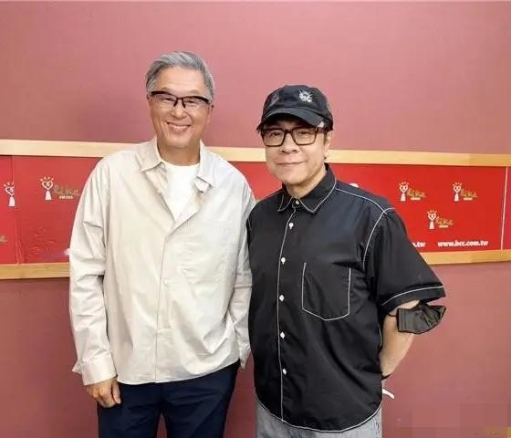 蔡康永：不在乎身败名裂，站台沈伯洋只因西门町同性酒吧被搜索！29日晚间蔡康永在中