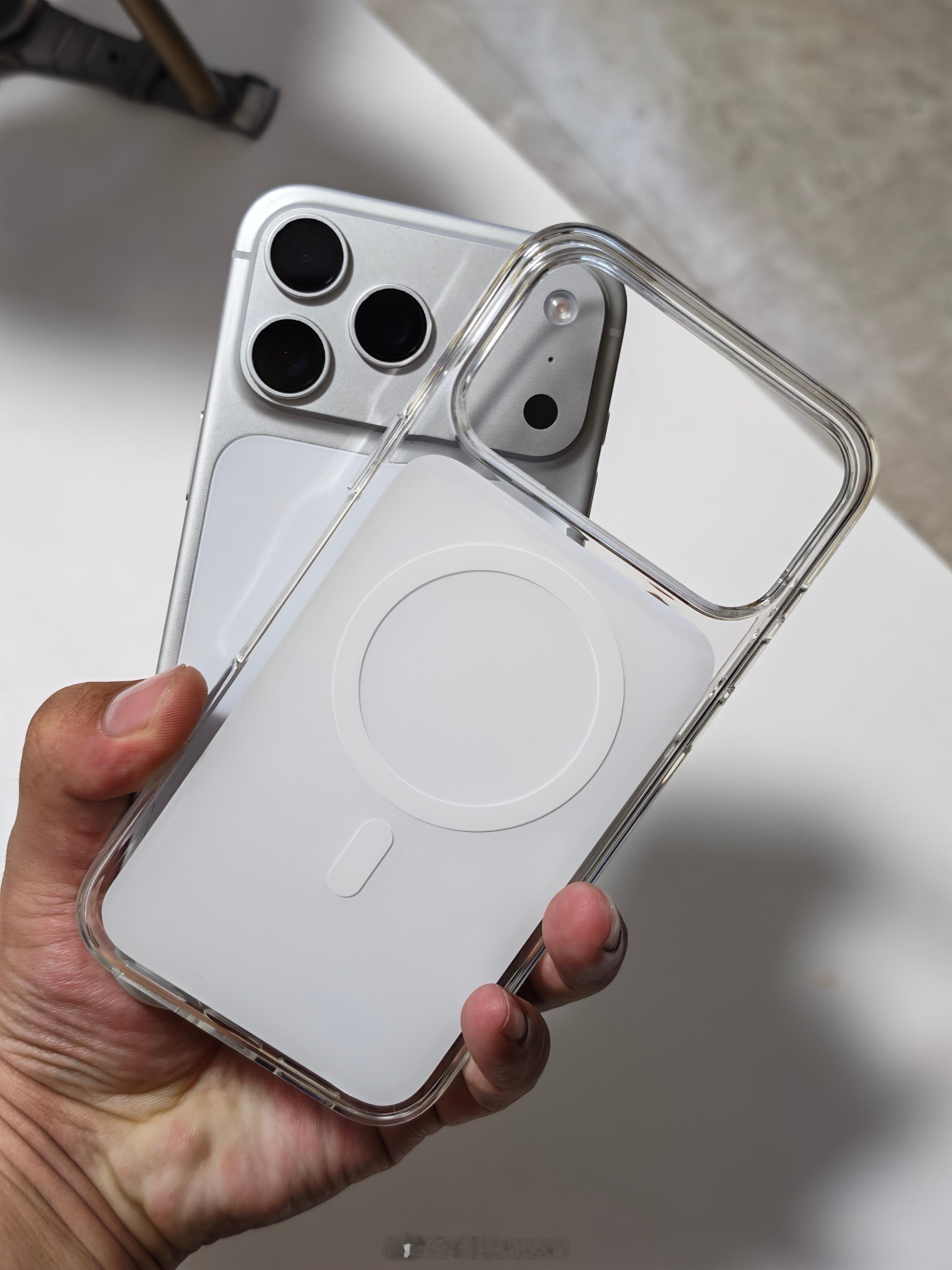 iPhone17Pro降价2000 等等…降 2000？原来昨晚 0 点开始，A