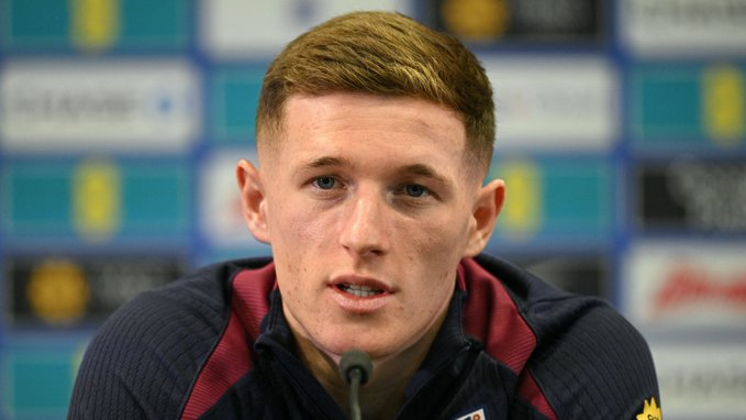 BBC  Sami Mokbel曼联将埃利奥特安德森视为6号位的首选目标。曼联准