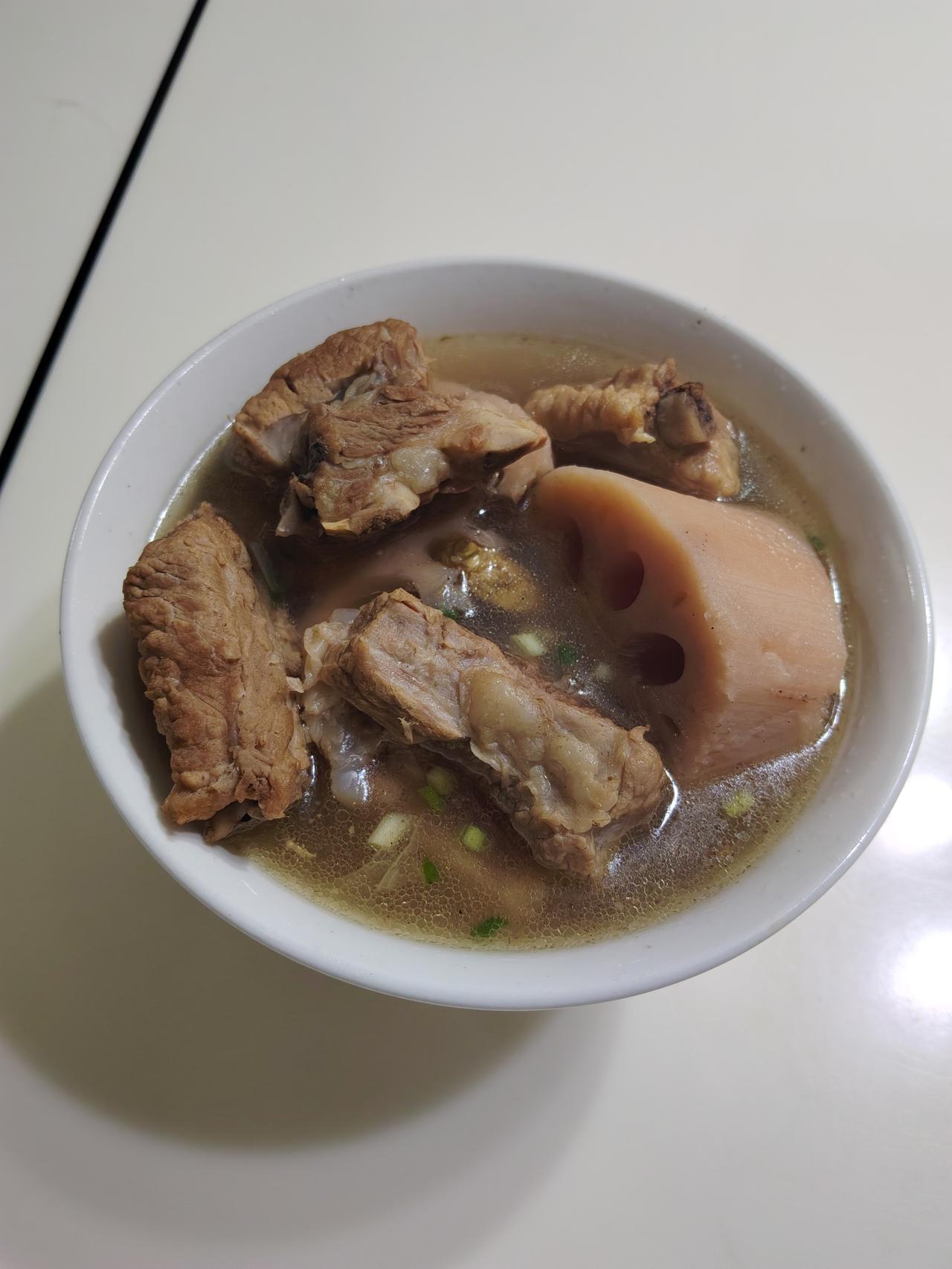 我估摸不少老人家都没我这般好福气，这事既值得欣慰自豪，也可以和友友们唠唠分享一番