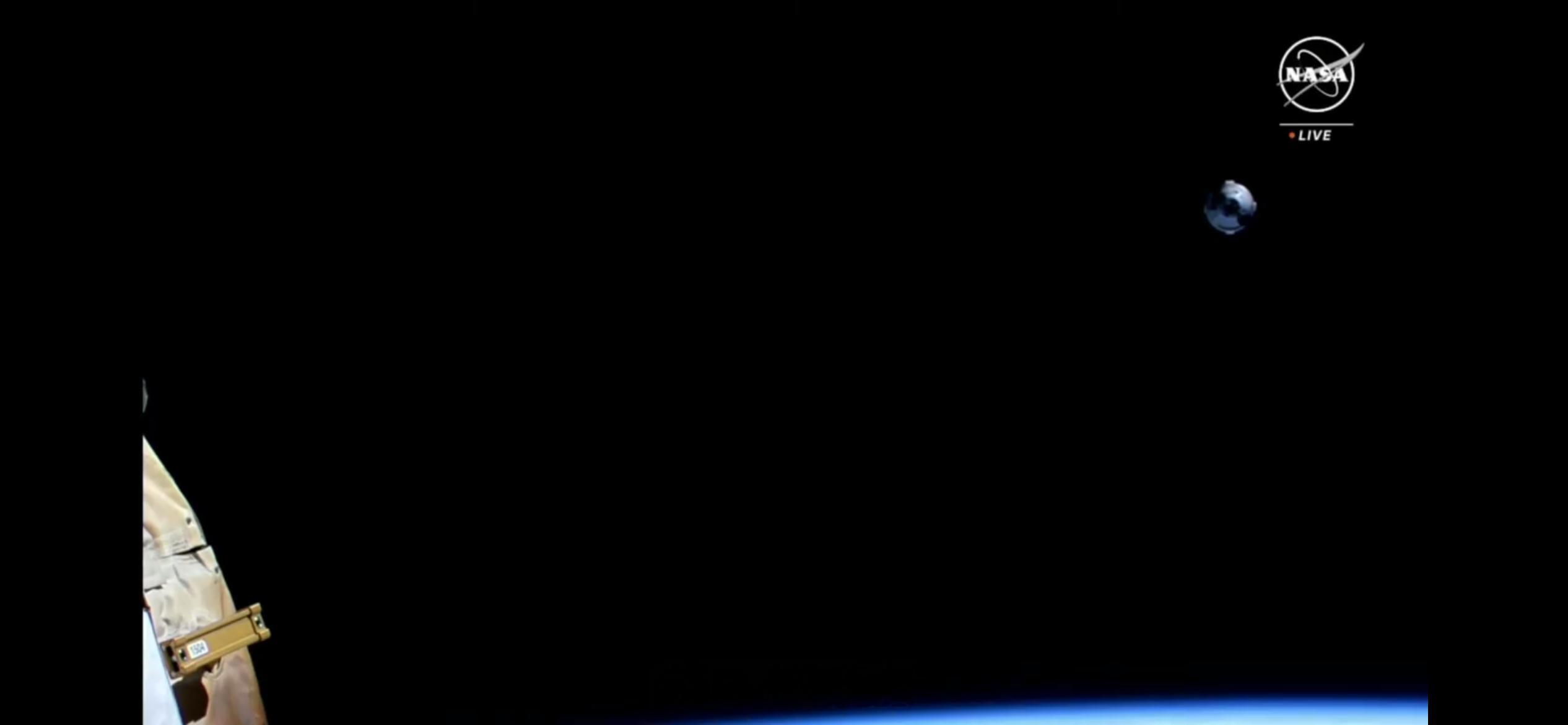Meanwhile in space...在SpaceX星舰第四飞“达到预期目的