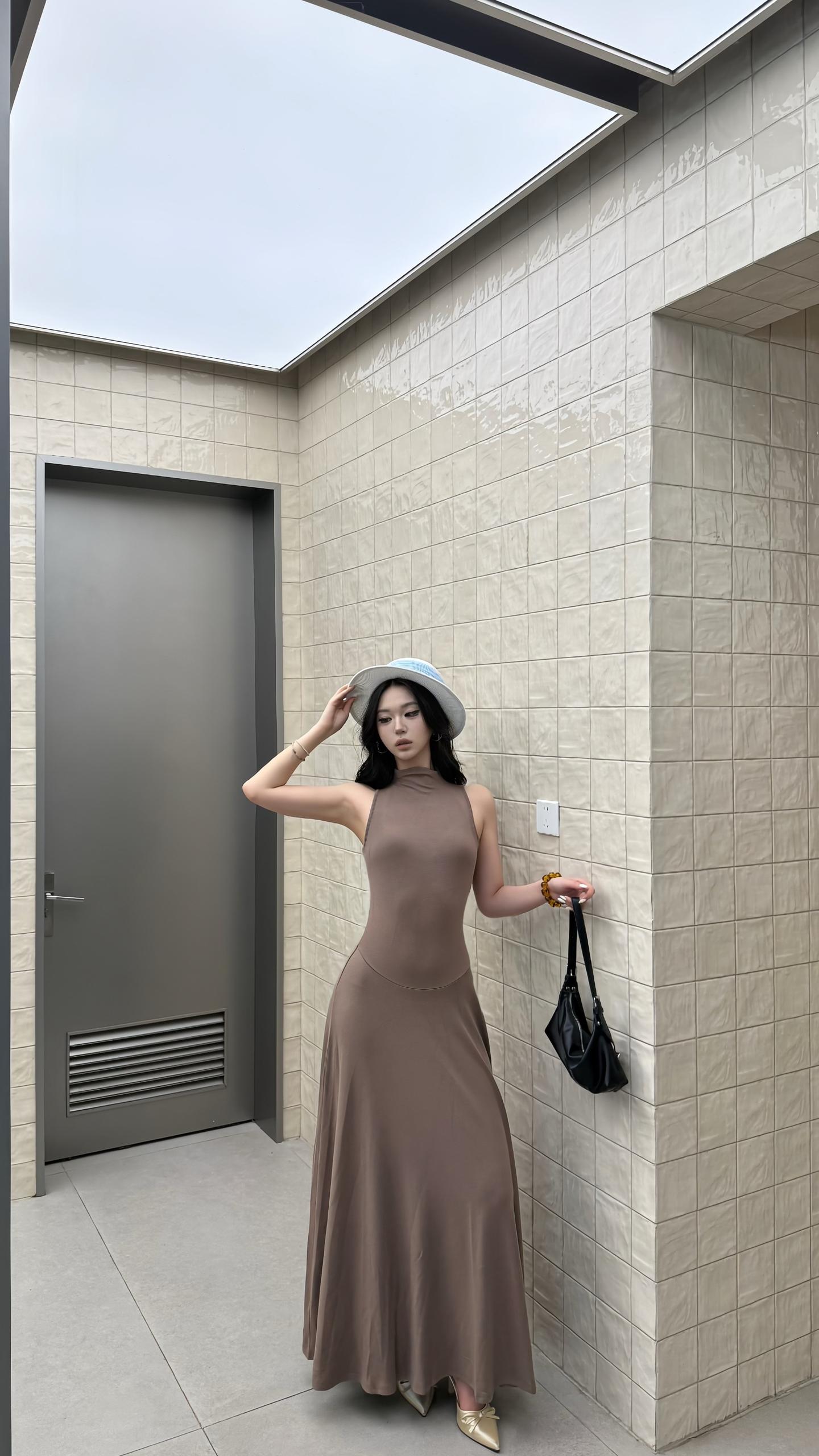 💼💼💼