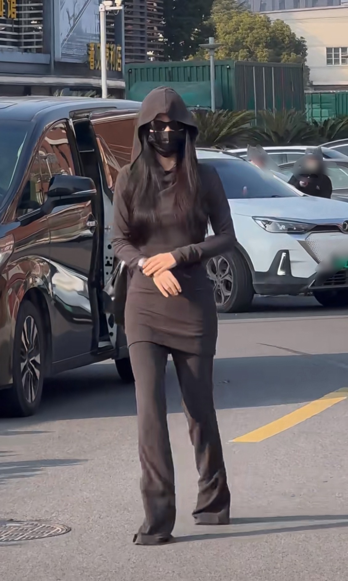 我靠，窝鱼今天真的美爆我啦啊啊啊啊啊啊… 