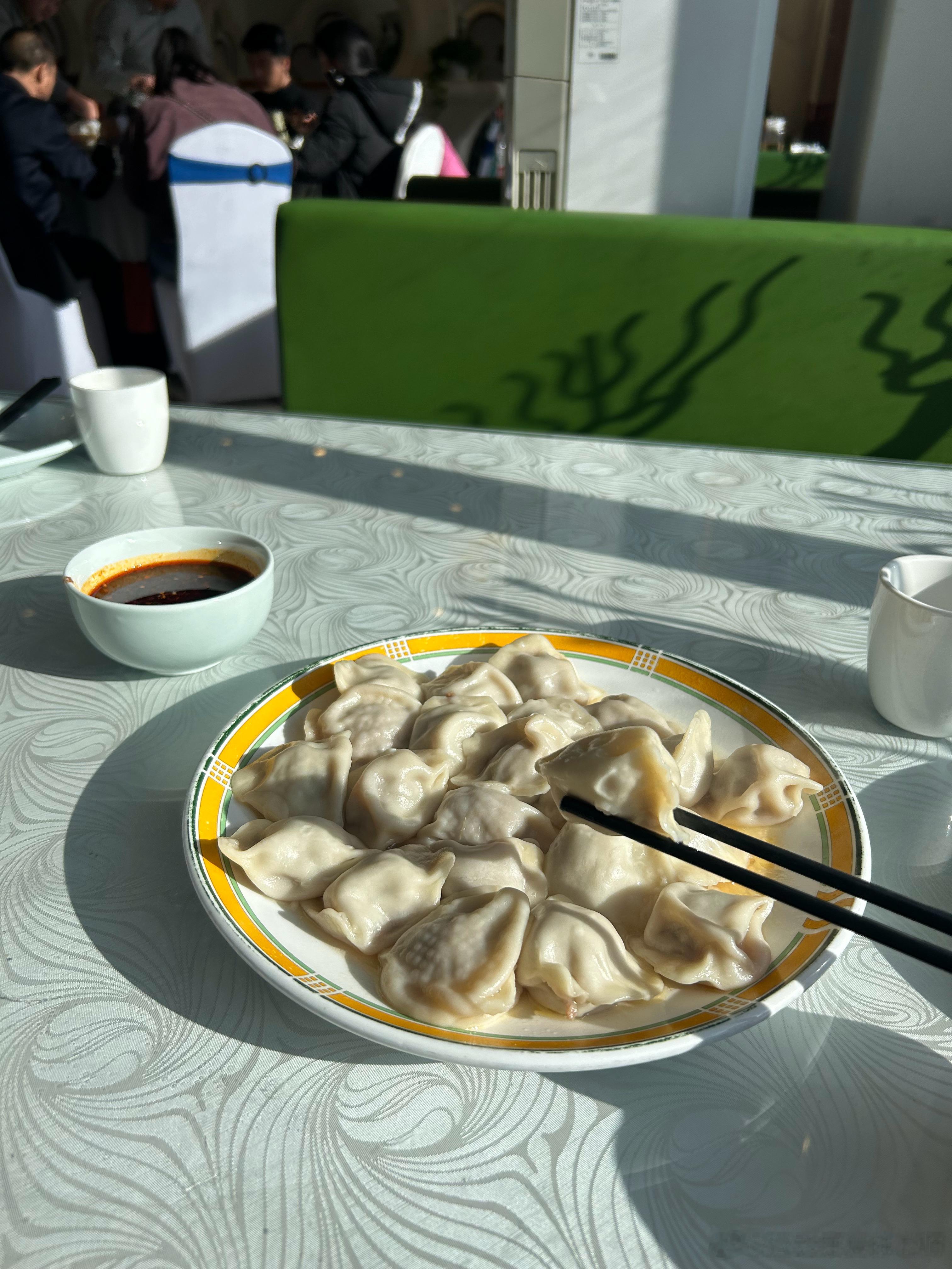 我发现现在的食品安全问题真的很可怕，我居然找不到我能吃点啥了[跪了]因为下午要赶