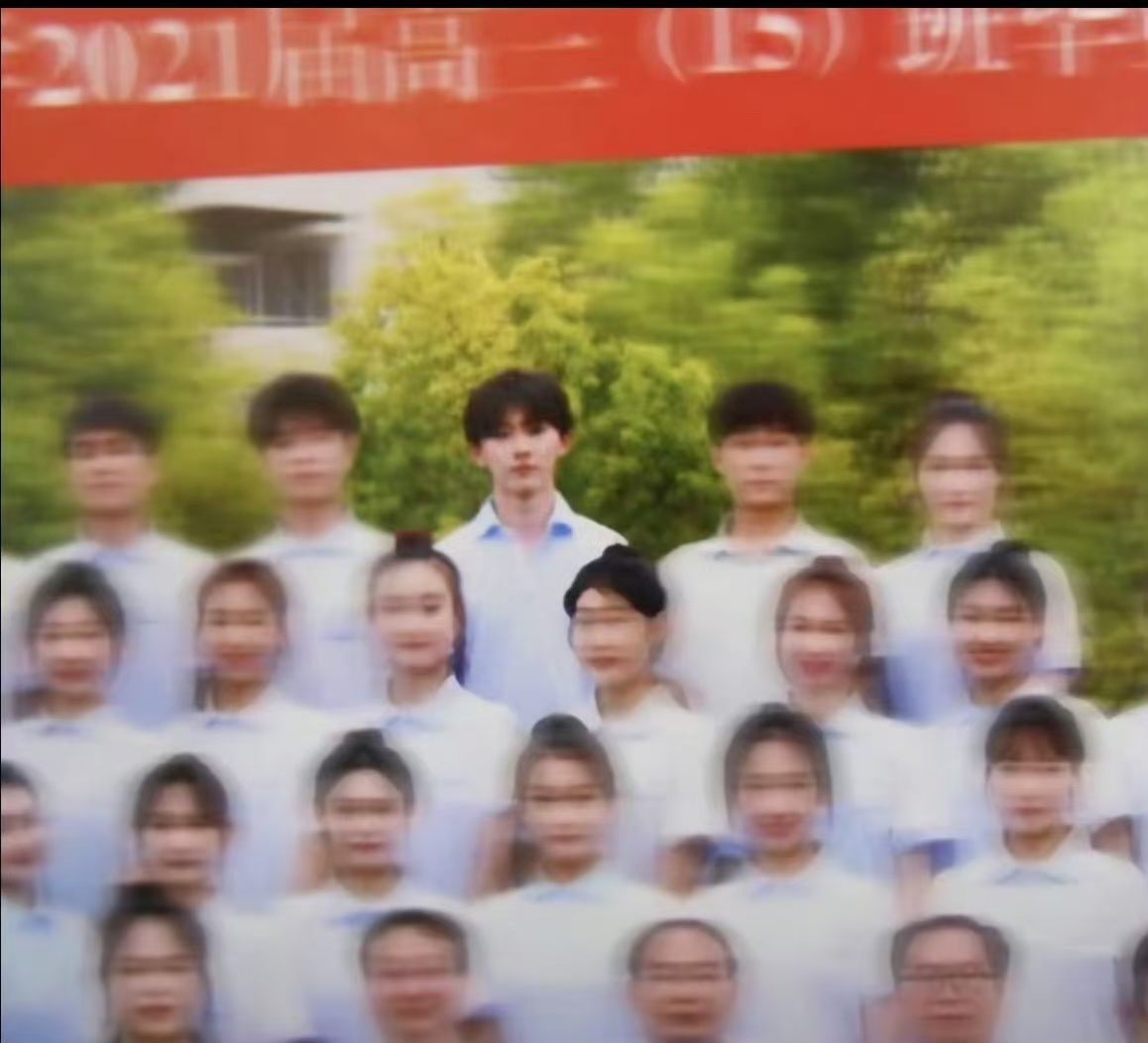 还没为你把红豆 熬成缠绵的伤口 