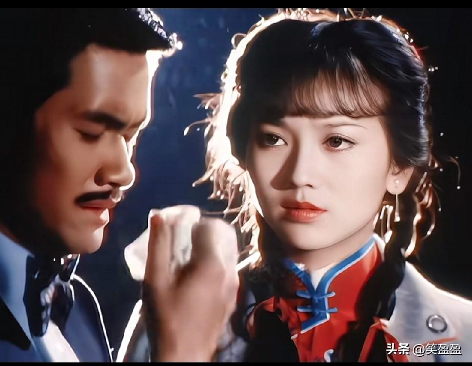 美成这样，
怪不得当年一上映就迷倒所有男女周润发演的是许文强，
后辈演的都是周润