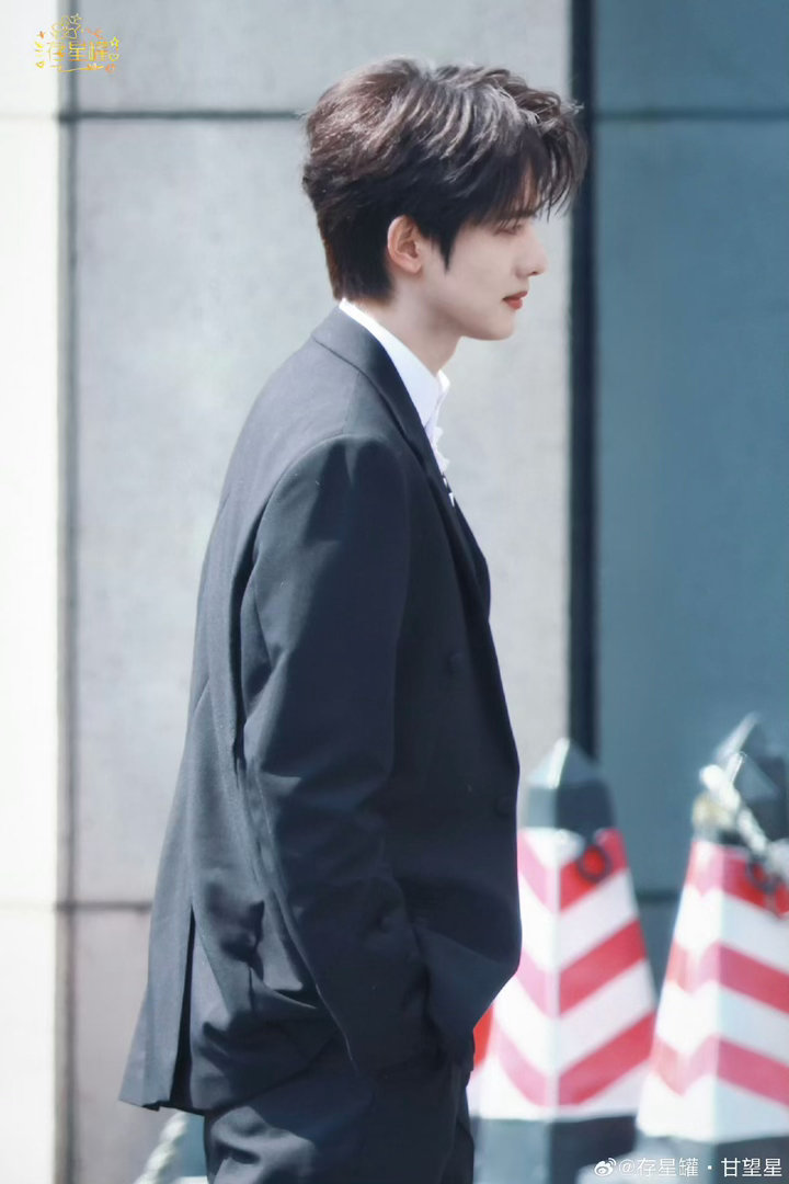 鬼屋白月光甘望星上演综了 蹲了好久，终于等到这一天啦！从当年长沙世界之窗里惊艳无