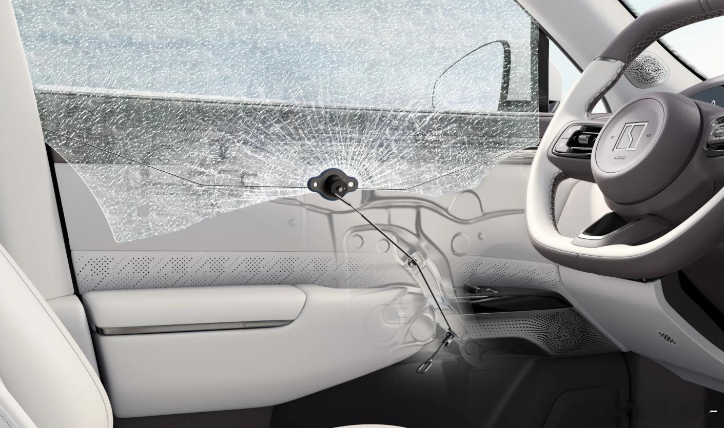 焕新极氪7X的侧窗升级成夹胶玻璃，但依然拥有一键破窗的功能，怎么做到的，双面撞针