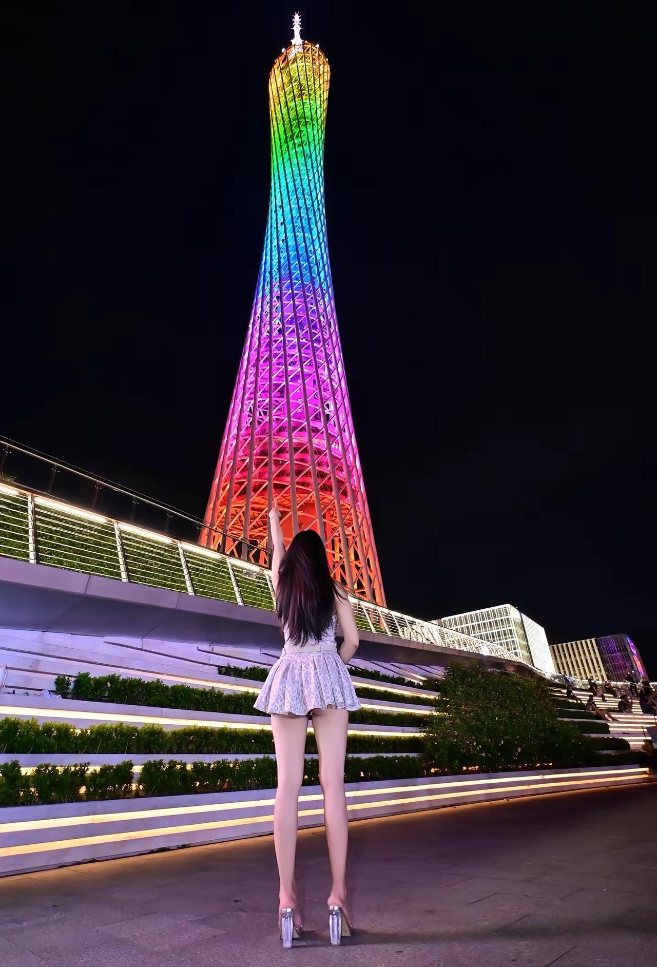 你失约的广州塔 我替你来看了夜色撩人晚风很温柔