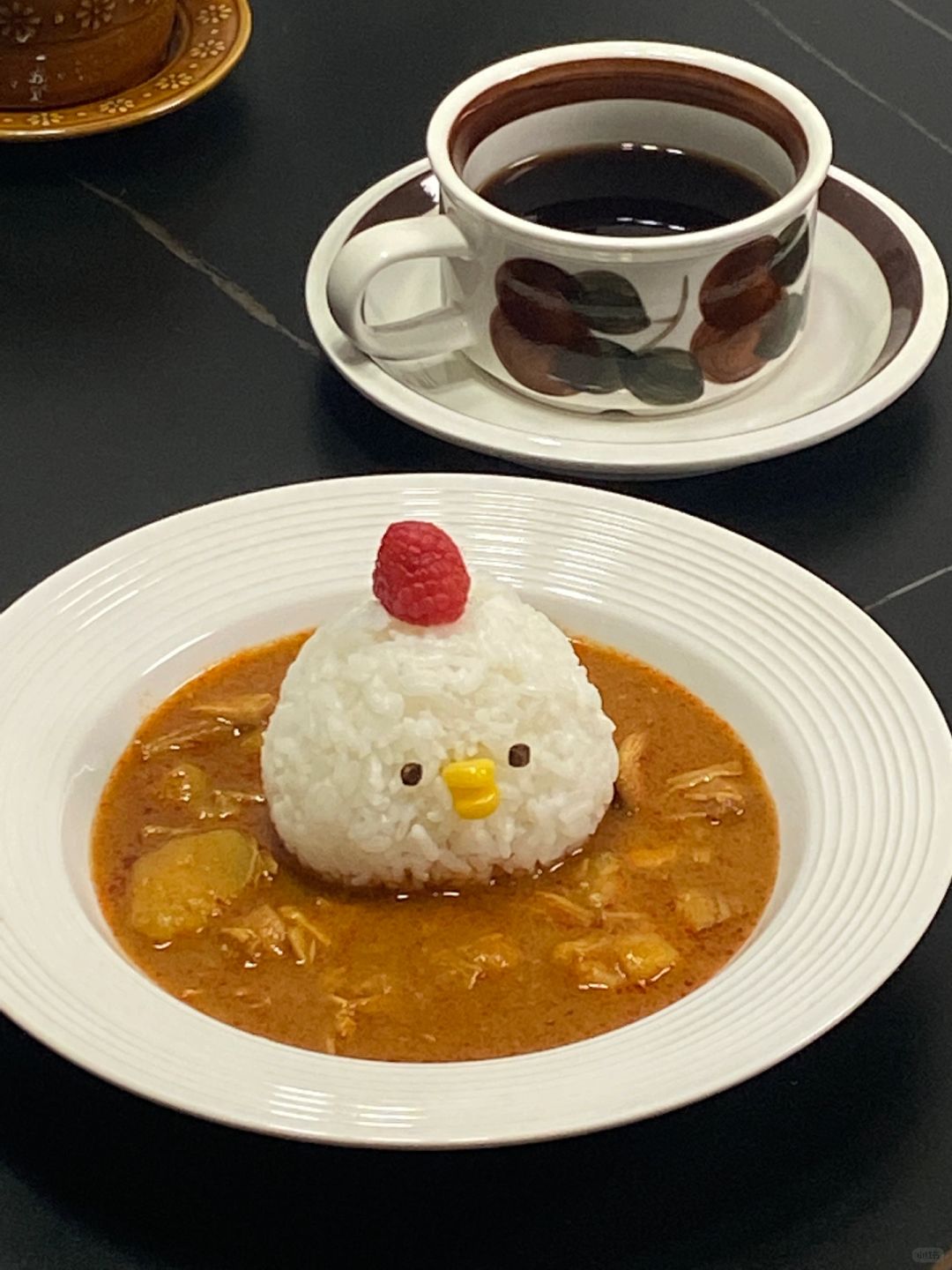 咖喱鸡饭（字面意思）