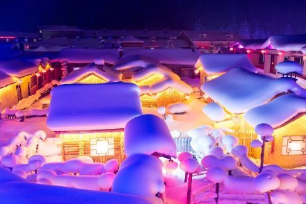 夜色下的雪乡，如梦如幻~随手拍美景