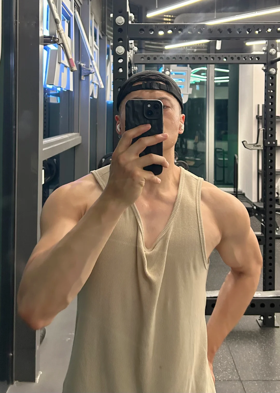 雕刻肌肉线条不要盲目上重量❗️