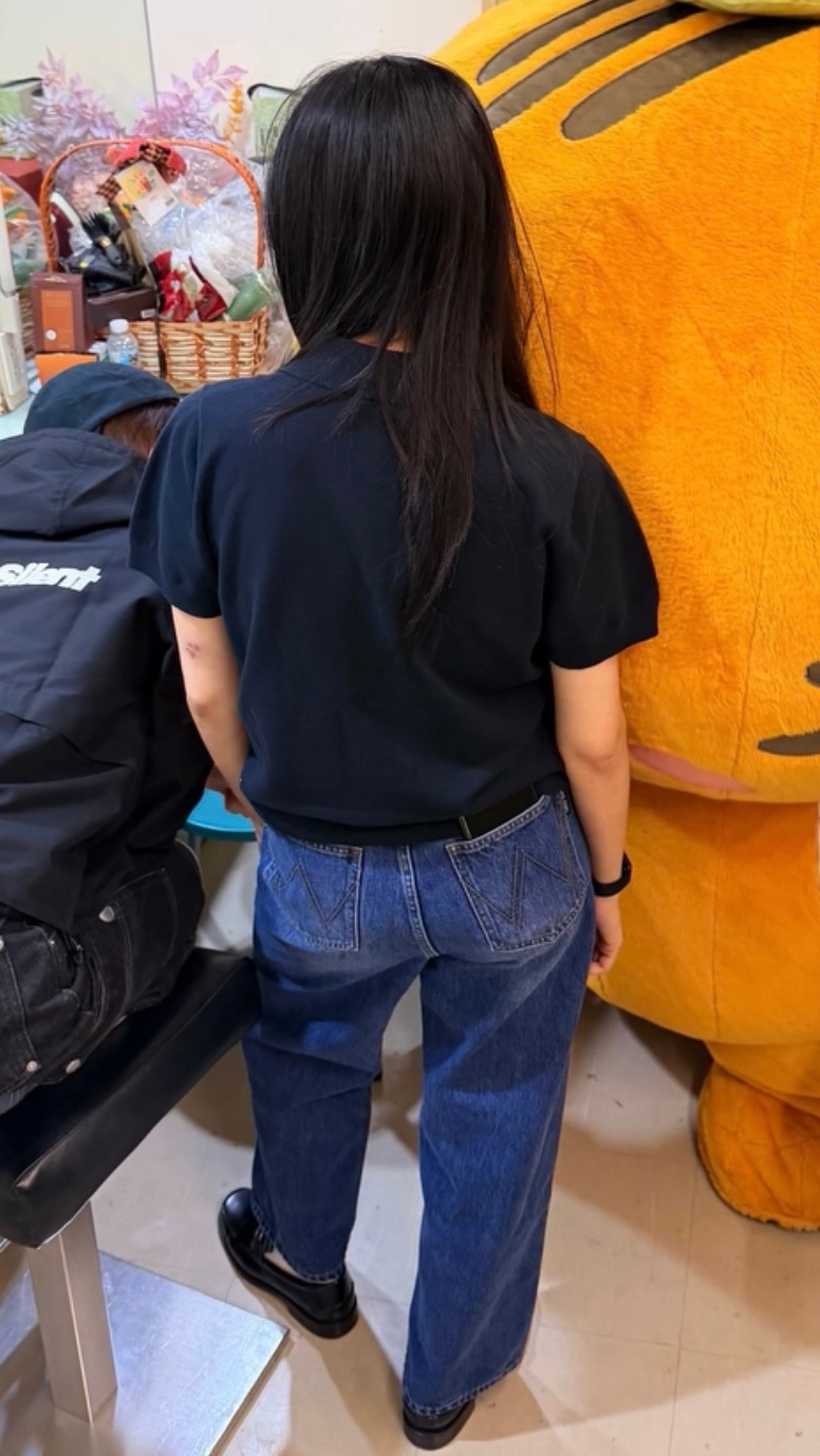 背影很daddy 