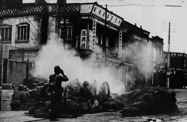 最毒的算计！日本两次下死手，硬生生把中国崛起拖慢70年。
 
翻开中国近代史，诸