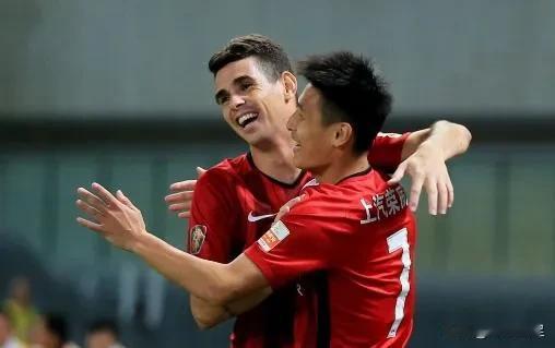 上海海港今晚在客场以5：3战胜青岛西海岸，重返中超联赛积分榜次席。8个没想到：
