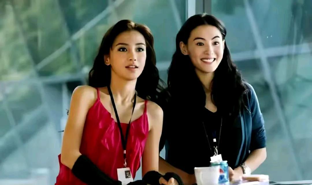 张柏芝够惊艳，杨颖也很美，她们俩合影那叫做绝代双骄，混血儿就是养眼，组合无敌！