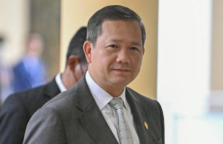 柬埔寨又走错关键一步！


泰柬边境这炮声一响，多少老百姓没了安稳日子，拖家带口