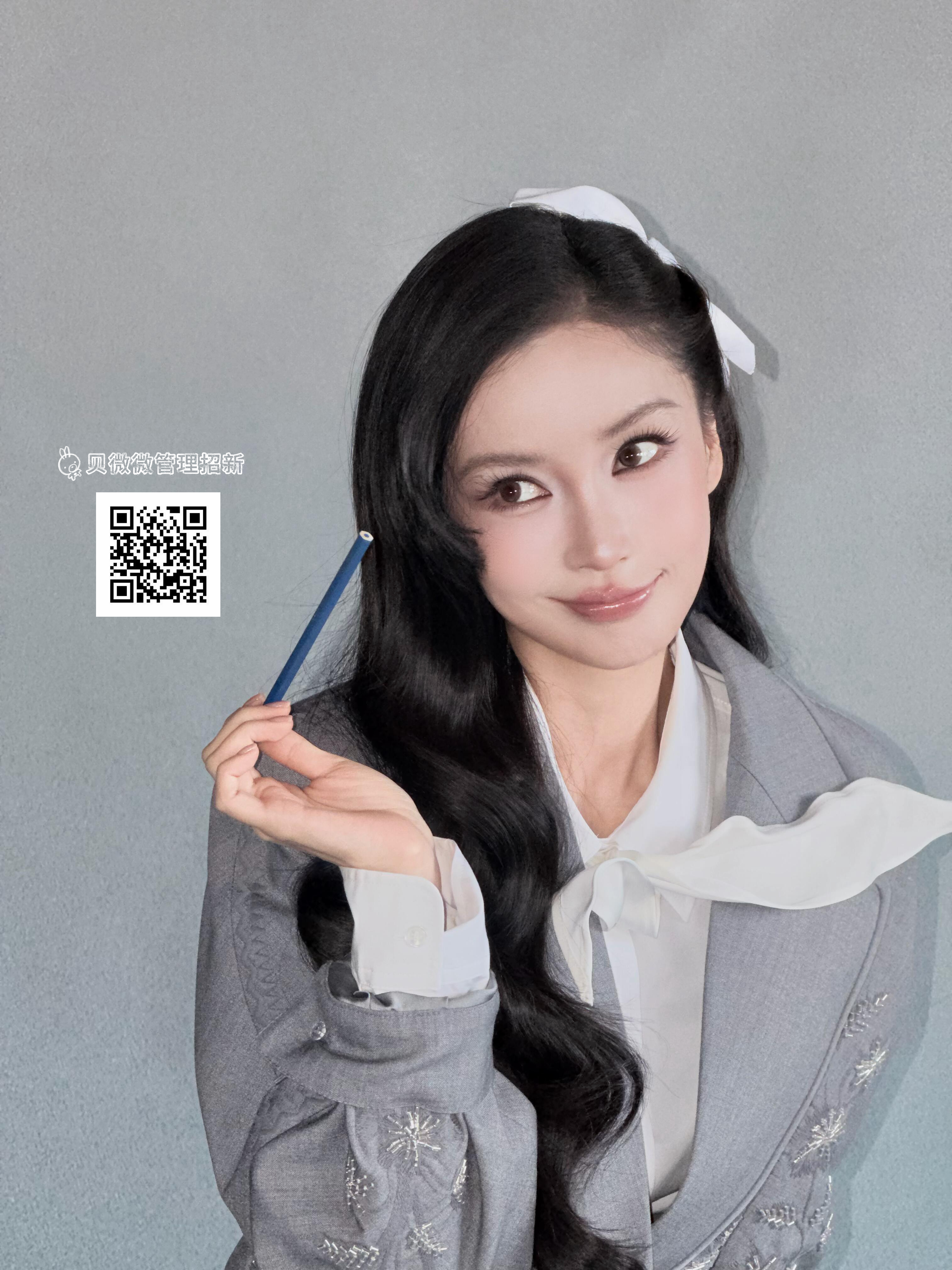 angelababy 杨颖 角色裙贝微微招一位管理要求：1、唯粉2、有过氪💰或