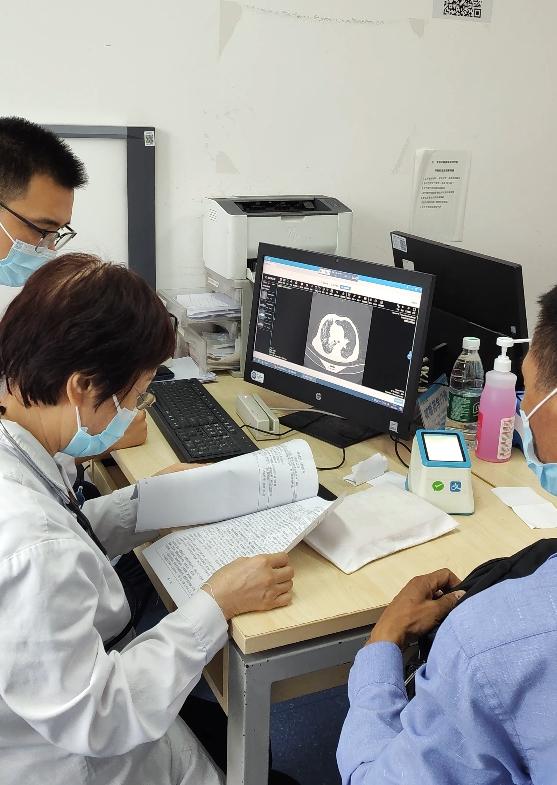 大家好，我是中医李国琳，刚从诊室出来透口气，就想跟大家唠唠心里话！下午...