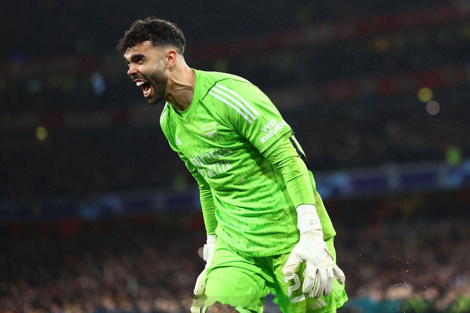 《每日体育报》讨论拉亚出现在世界杯赛场上的可能性：拉亚表现已超越乌奈·西蒙，但仍