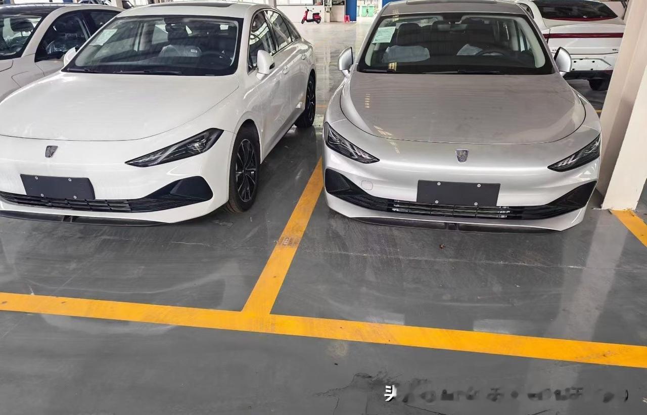 荣威D6续航125KM车型，定价19.28万，目前实际的市场价在80000多点，