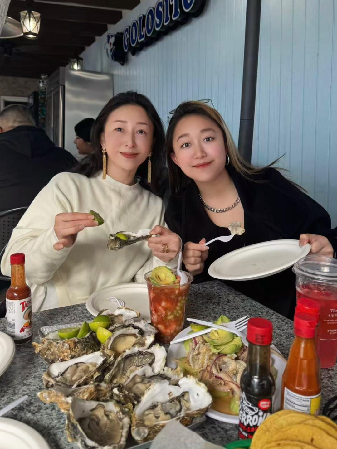 Girls talk！母女每天两小时悄悄话都聊什么？