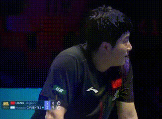 梁靖崑这次输给一个无名小将，网上居然没人骂他。
其实大家看到梁靖崑这次的状态应该