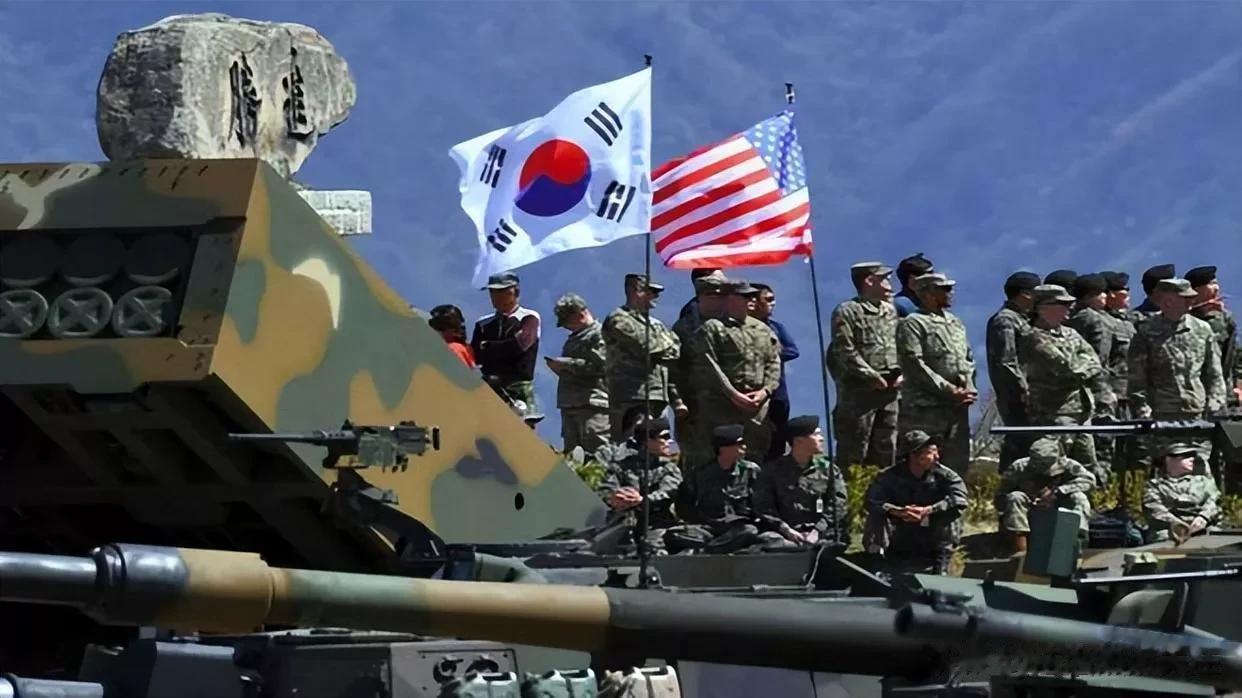 半岛局势瞬息万变！“尹锡悦离职”传遍韩国，70岁文在寅再出山

来源:海峡快讯
