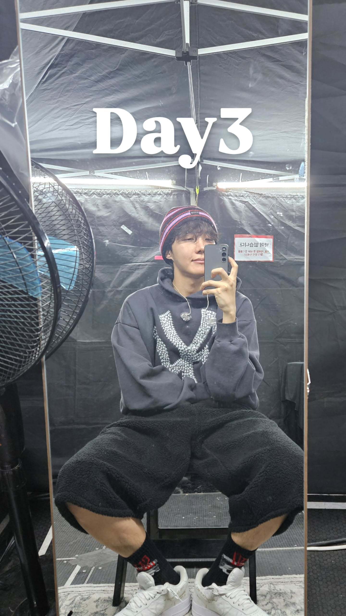 号锡更新ins story🐿️：DAY 3-啊啊啊啊啊啊啊啊看出来增肌了[酷]