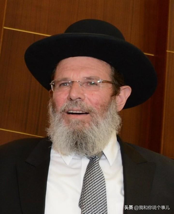 昨晚，伊朗炸死了以色列最重要的阿什肯纳兹首席拉比梅尔·贝尔。

卡尔曼·梅尔·贝