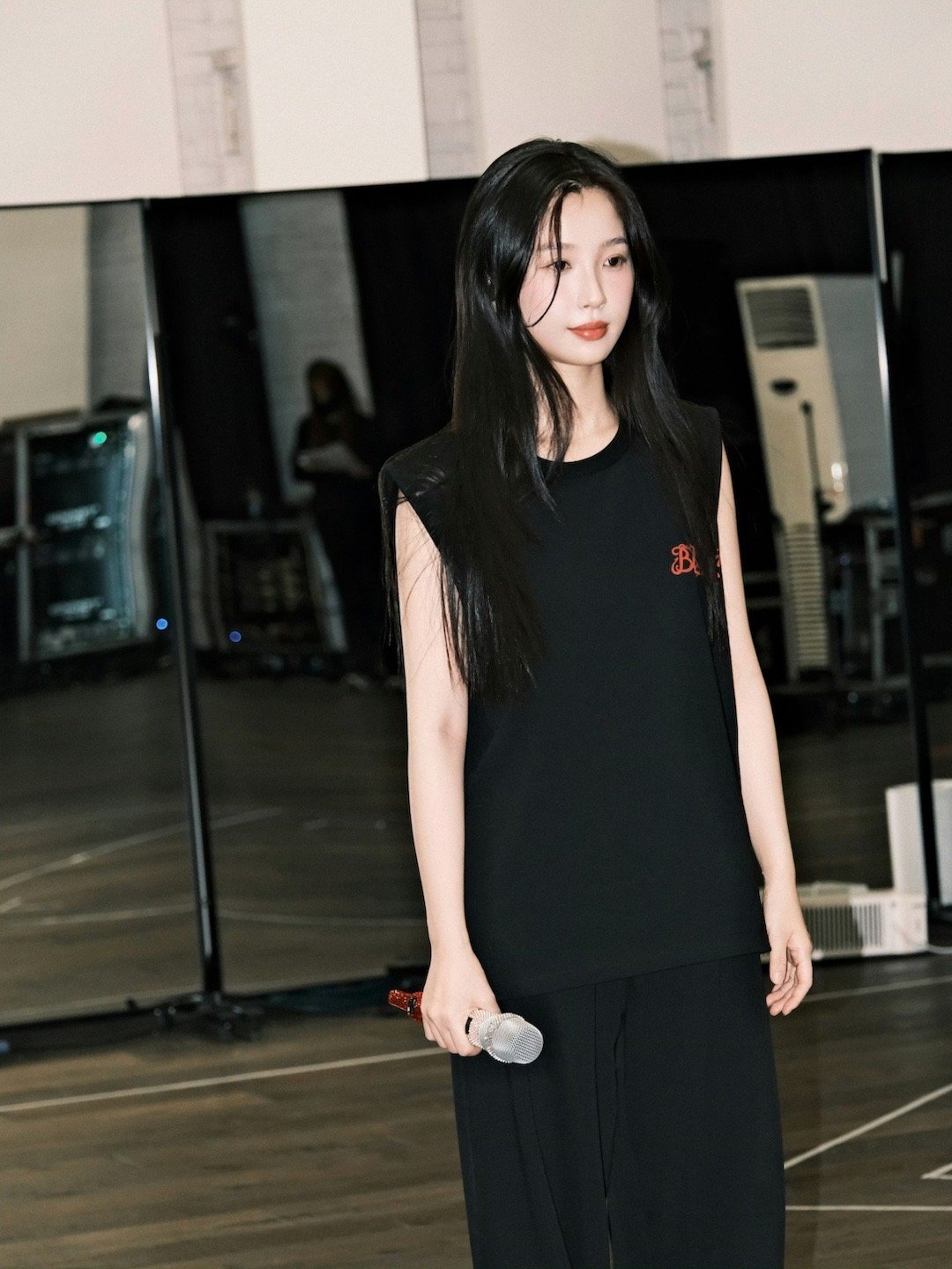 (≧∀≦)♪我的天赋明明一直都在，出逃一个礼拜——虞书欣《初礼来了》