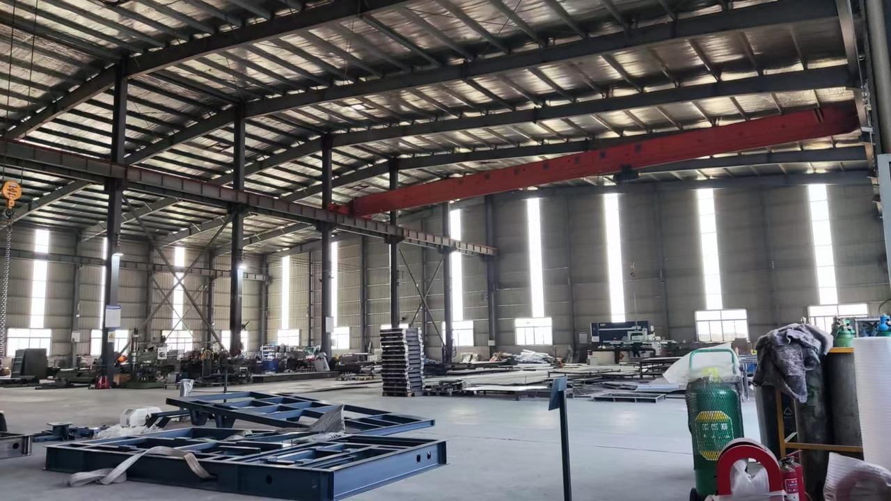 晒图笔记大赛过了正月初十二，我来到一家公司报到。这是干钢结构的一家公司，老板搞到