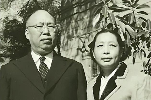 1938年3月，罗帅的长子出生于延安。取个什么名字好呢？当时，他率领的部队正屯兵