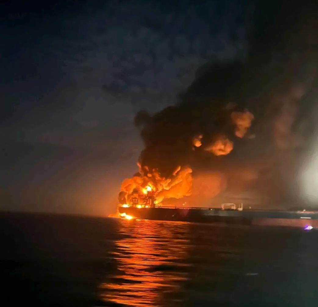 半岛电视台报道，当地时间25日，伊朗外交部对外证实，一艘在里海海域航行，自俄罗斯