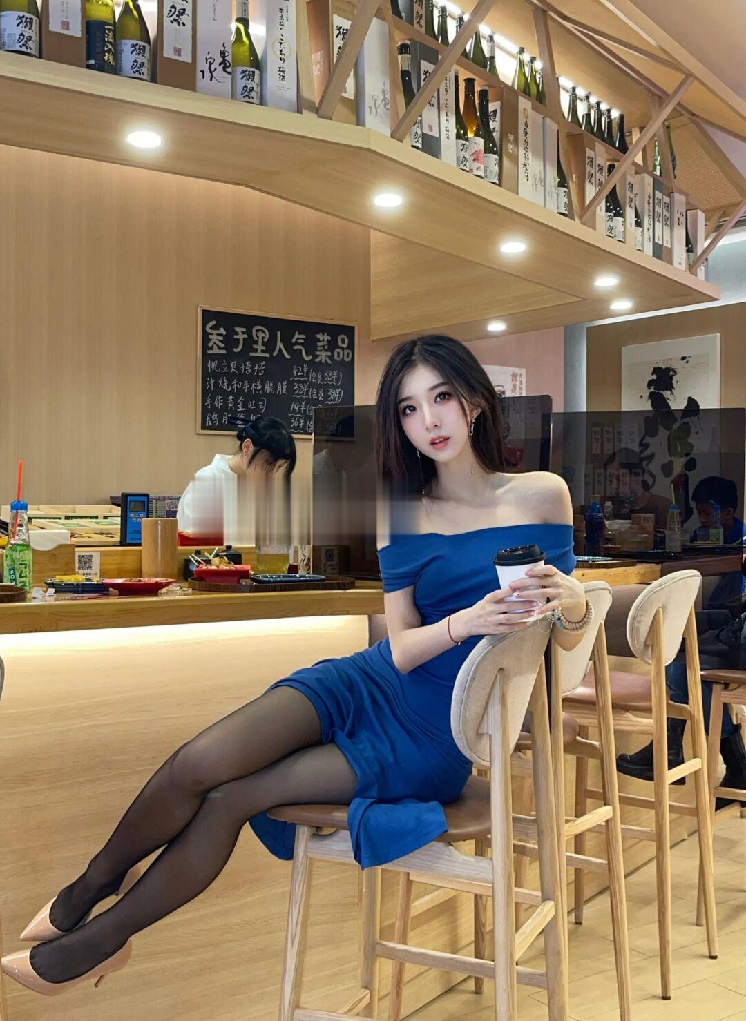 配什么鞋能好看一点刘亦菲们
