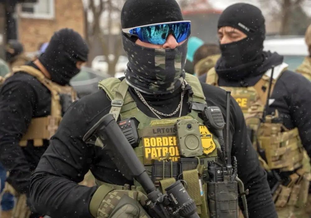 烽火问鼎计划幂谈天下 明尼阿波利斯厄瓜多尔领事馆官员拒绝允许ICE特工进入大楼在