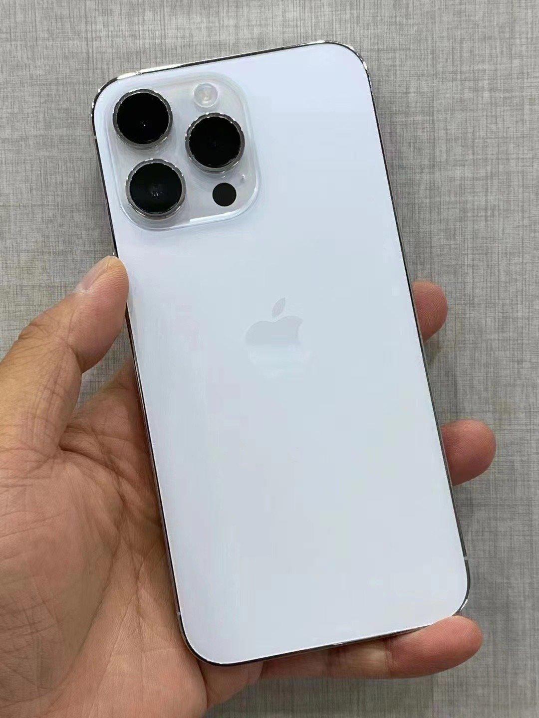 现在看iPhone是越来越不顺眼，说几条特别常见的缺点：
1、信号不行，尤其是在