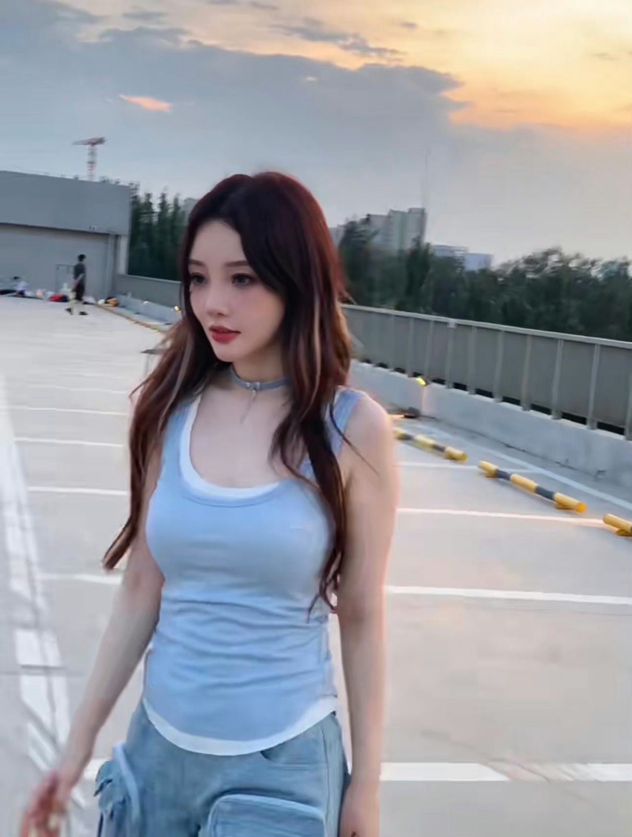 李小璐现在的网红感越来越重了呀，这哪里还看出来是40多岁的人？ ​​​