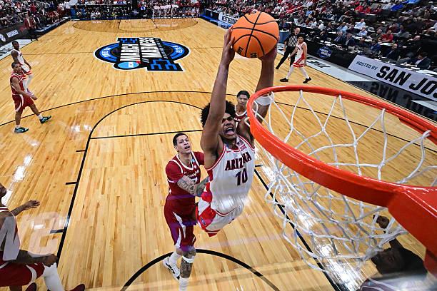 疯三甜蜜16强战，全美第2号种子亚利桑那大学以109比88战胜了全美第14号种子