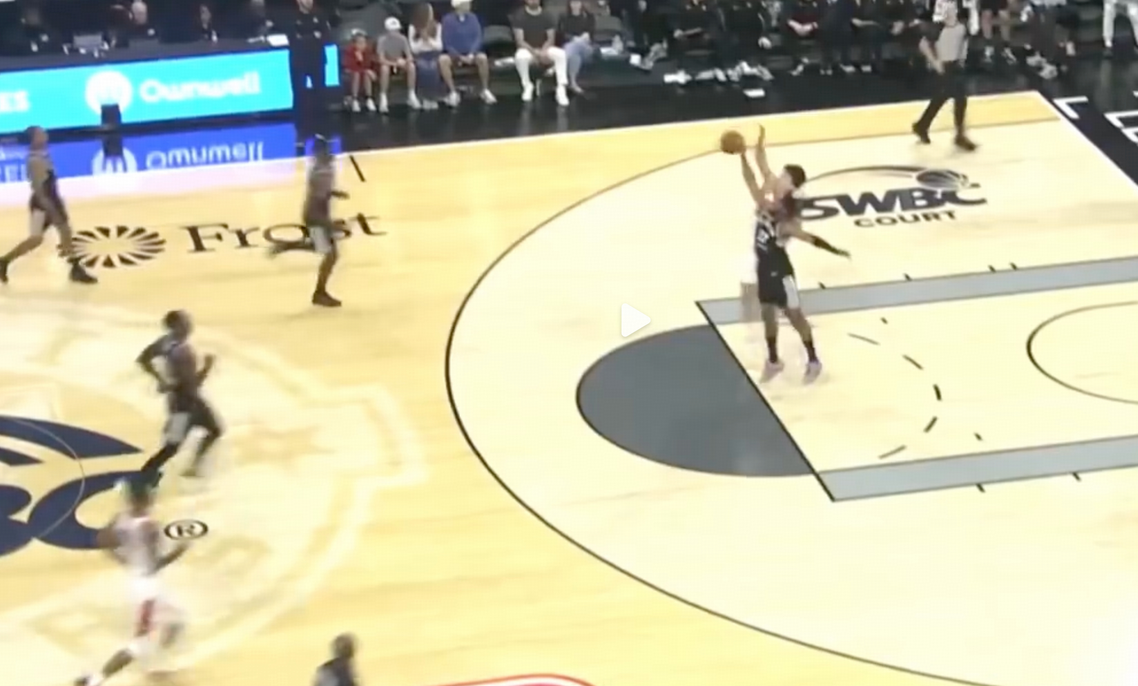 哈哈不过说实话这球不能算助攻吧 