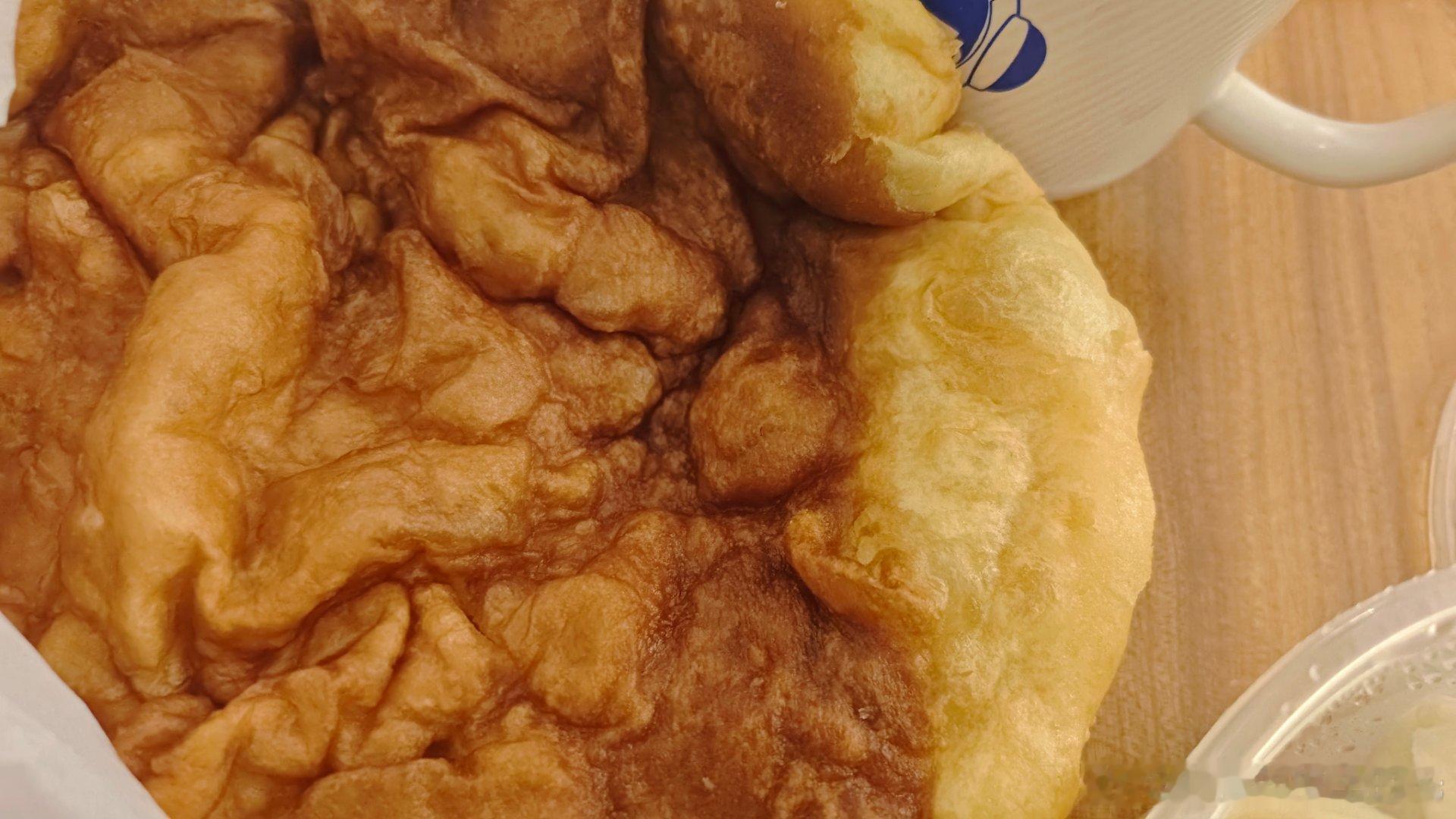 太美味了！任何面包乳酪黄油都比不了！最关键的是这所有送到家才不到5欧。#白话好吃