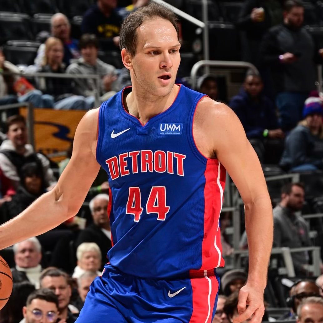 活塞将博扬交易到尼克斯，得到富尼耶和马拉奇-弗林#2024NBA交易截止日##转