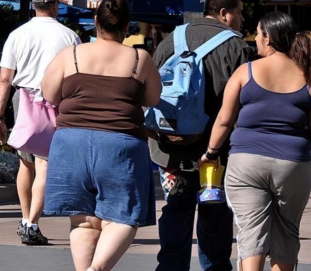 美国人口不过3亿，消费能力却把我们14亿人的中国远远甩在后面，原因其实不难懂。美