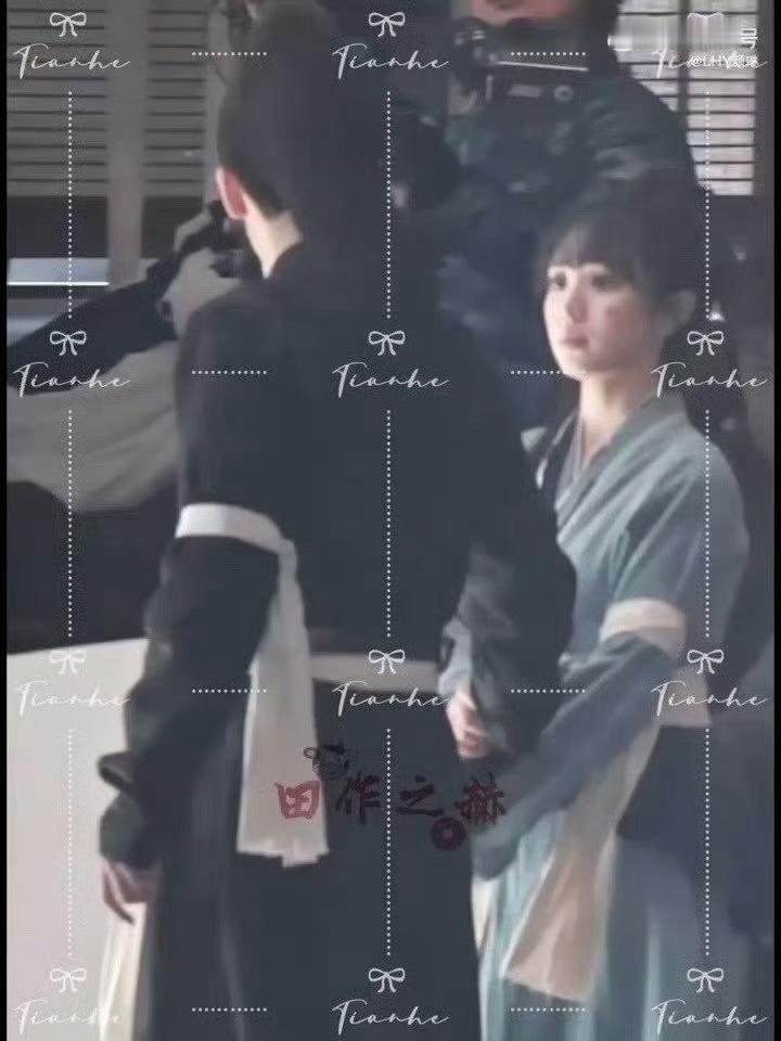 张凌赫和田曦薇这新剧逐玉看起来不错啊，番位啥的都是浮云，现在cp能火是真的。 