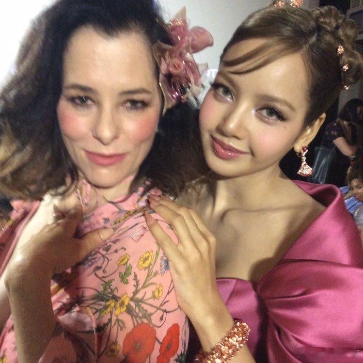 Parker Posey（白莲花度假村第三季剧组成员）    “我心中最美好的瞬
