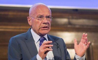 英国学者马丁·雅克，再次语出惊人！他说：“美国之所以一直针对中国，是因为中国犯了