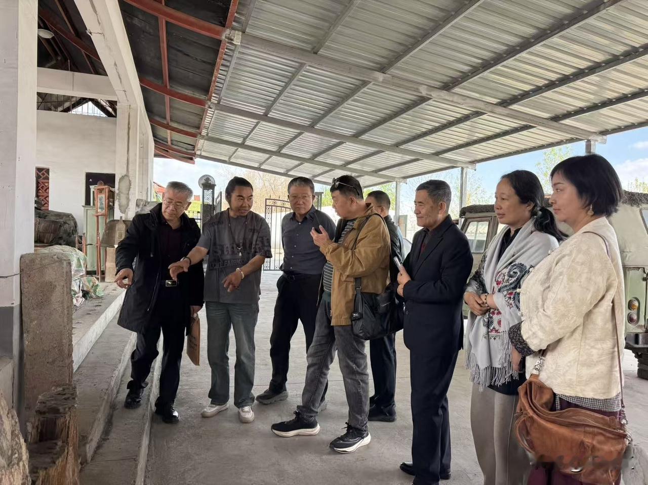 4月12日乌鲁木齐市职工收藏家协会参观军垦二代博物馆
 
    4月12日星期