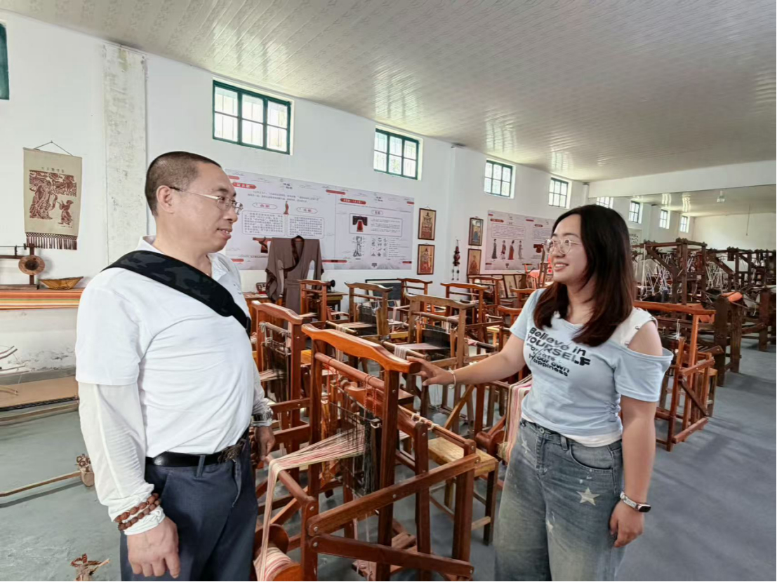 秦岭笑谈 锦丝赓续黄河文脉，鲁锦织绘乡土振兴青春三下乡社会实践曲阜师范大学感悟中