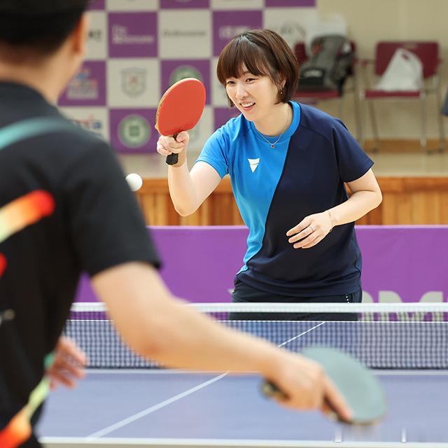 2004年8月23日，是韩国乒乓球历史上一个重要的日子。在2004年雅典奥运会男